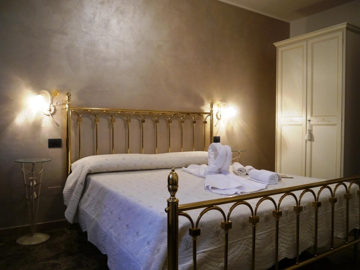 B&B Le Dive Ostra Kültér fotó